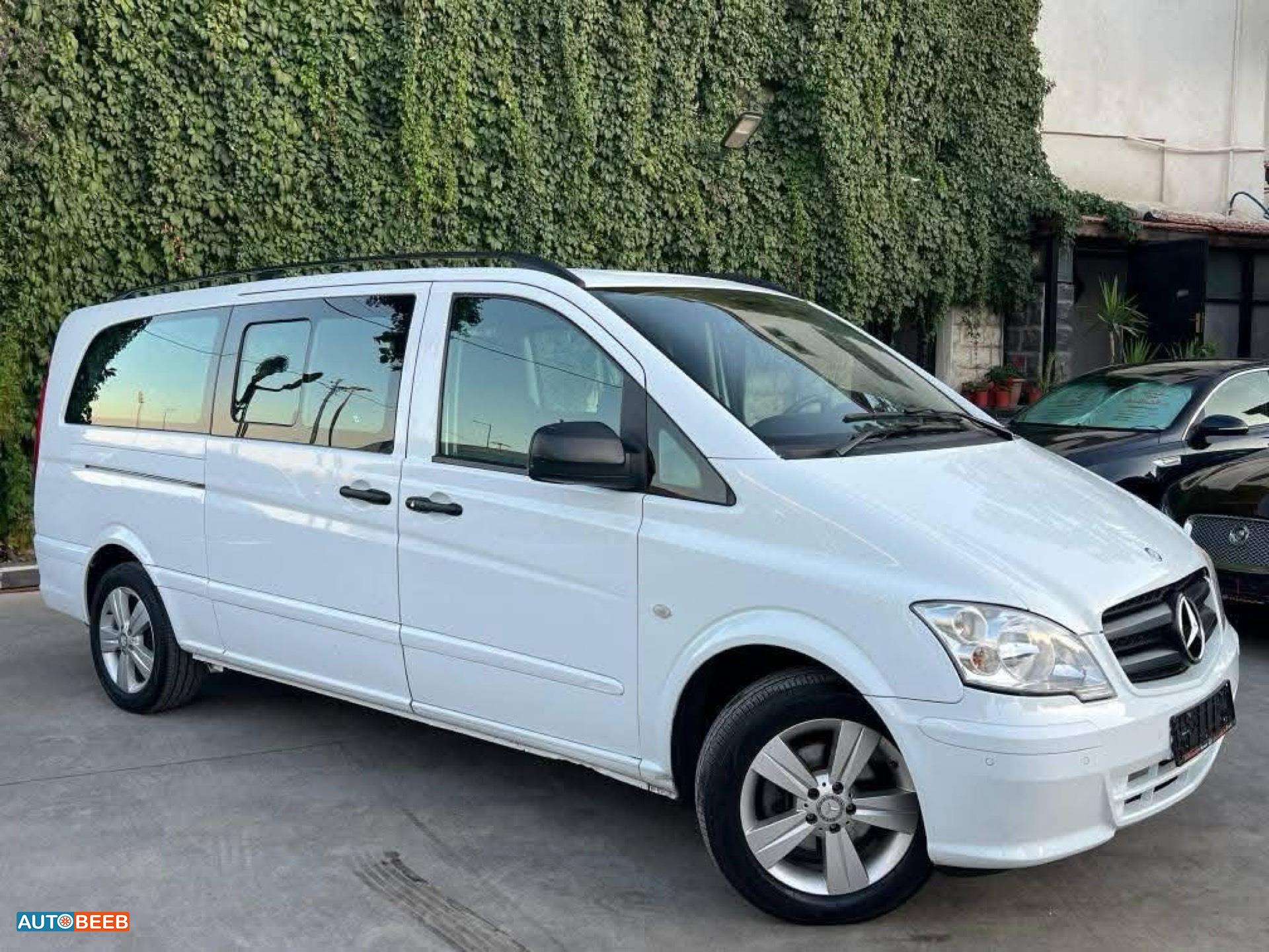 Minibus Mercedes Benz 2013