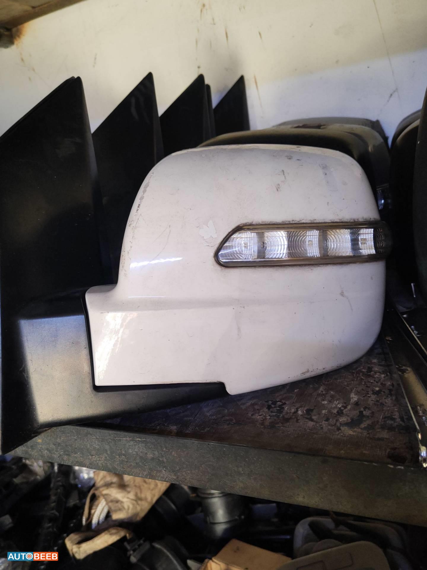 Body  Wing Mirror Hyundai H1