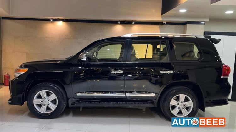 Toyota Land Cruiser 2014