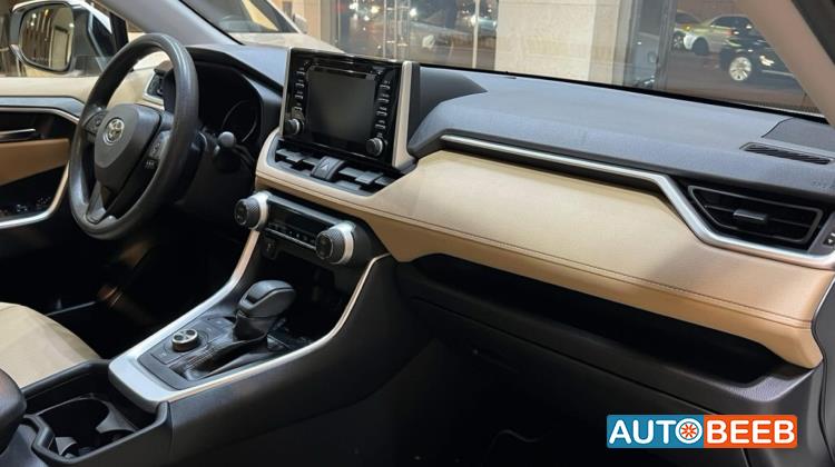 Toyota RAV4 2019