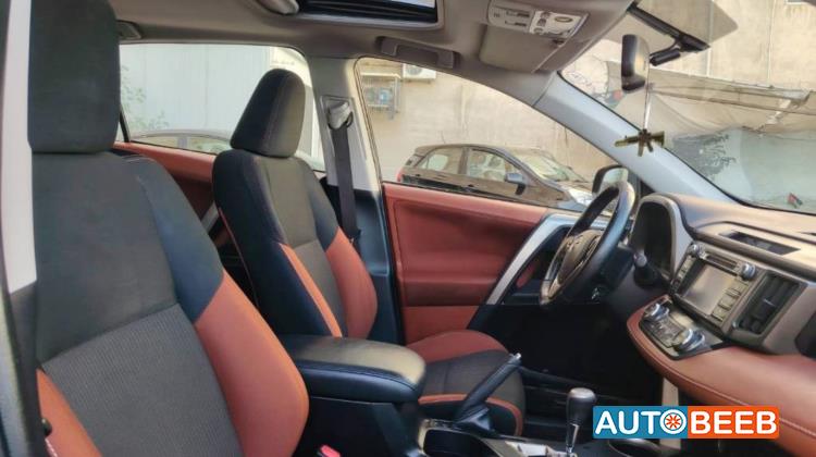 Toyota RAV4 2013