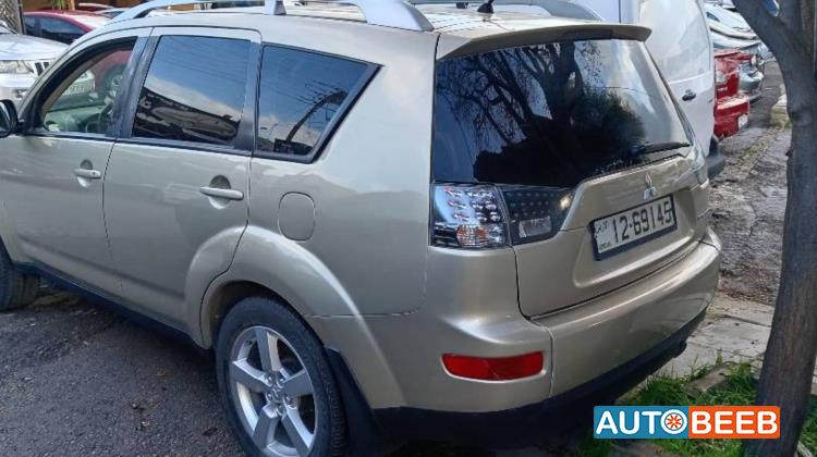Mitsubishi Outlander 2008