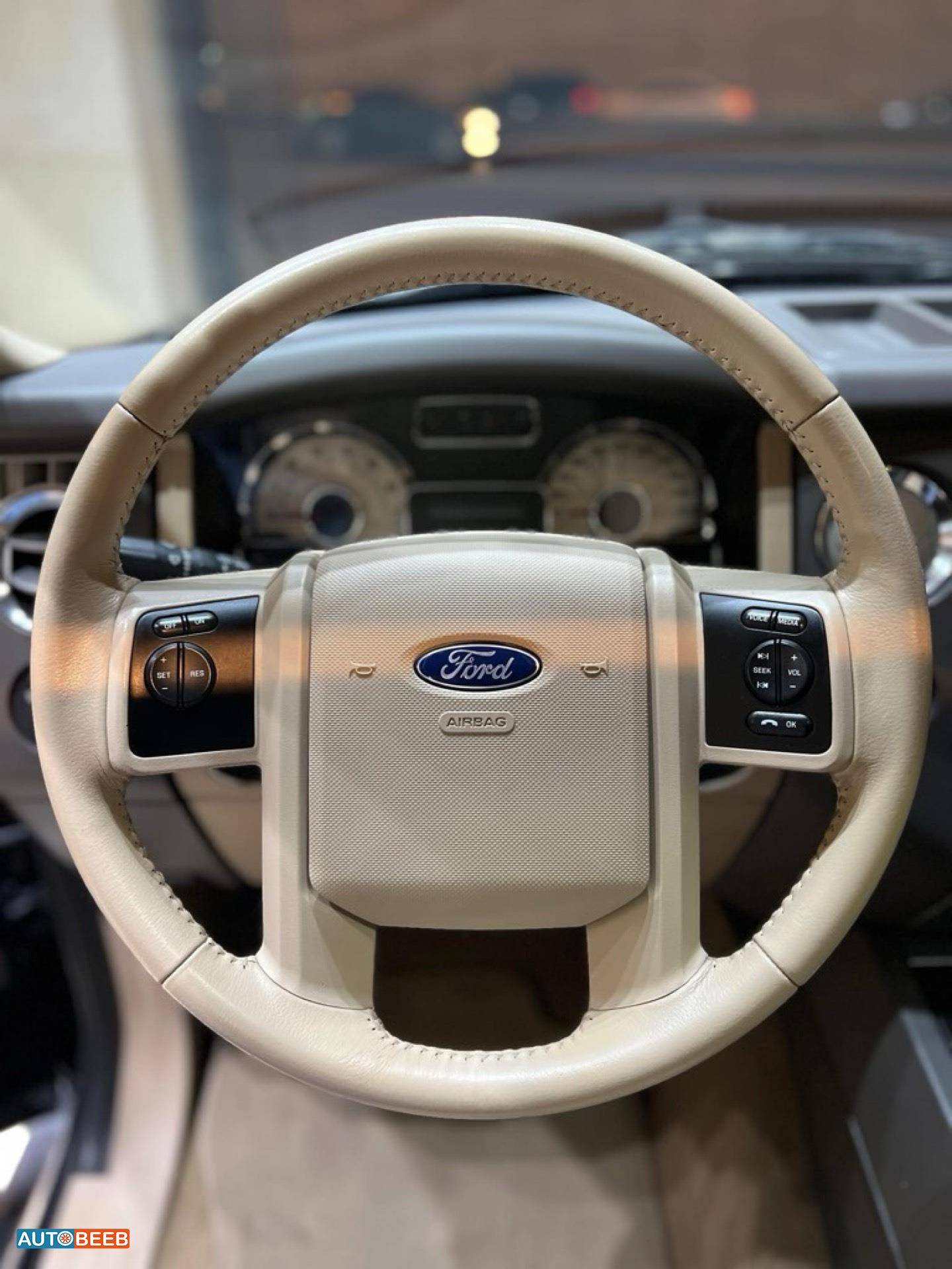 Ford Expedition 2012