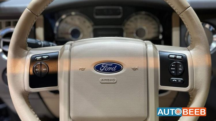 Ford Expedition 2012
