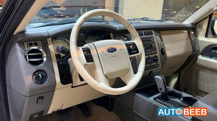 Ford Expedition 2012