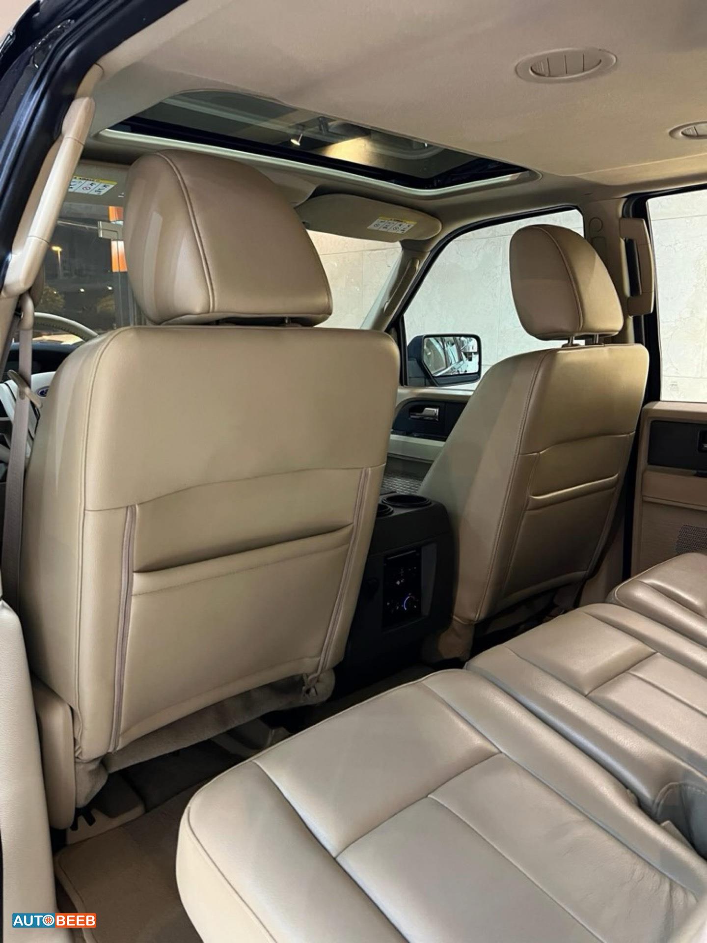 Ford Expedition 2012