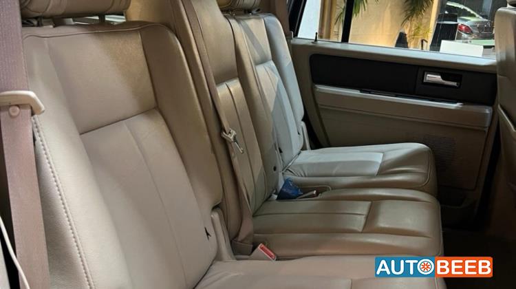 Ford Expedition 2012