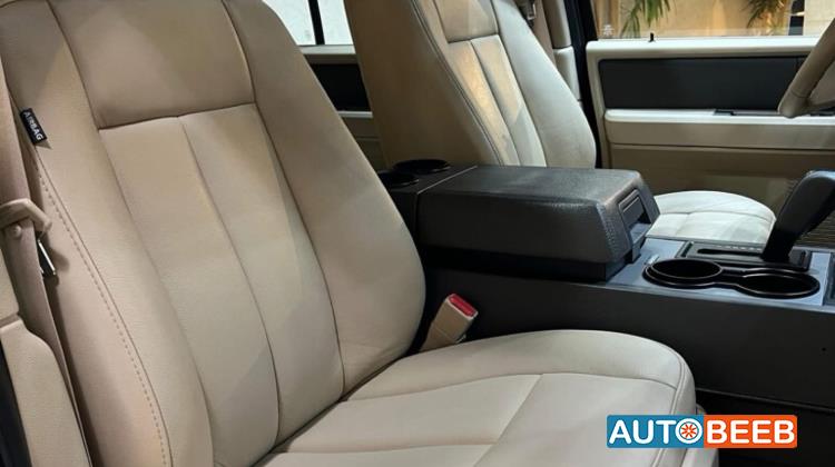 Ford Expedition 2012