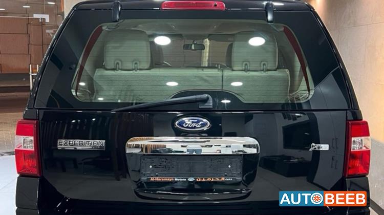 Ford Expedition 2012