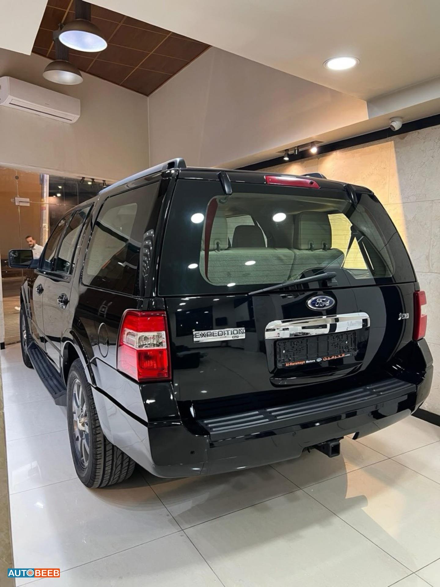 Ford Expedition 2012