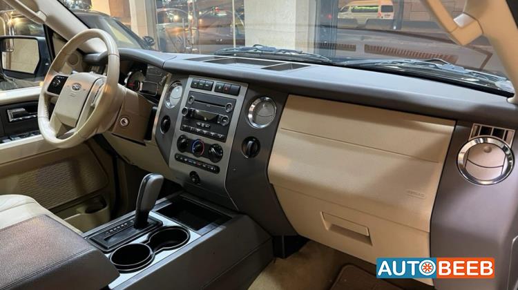Ford Expedition 2012