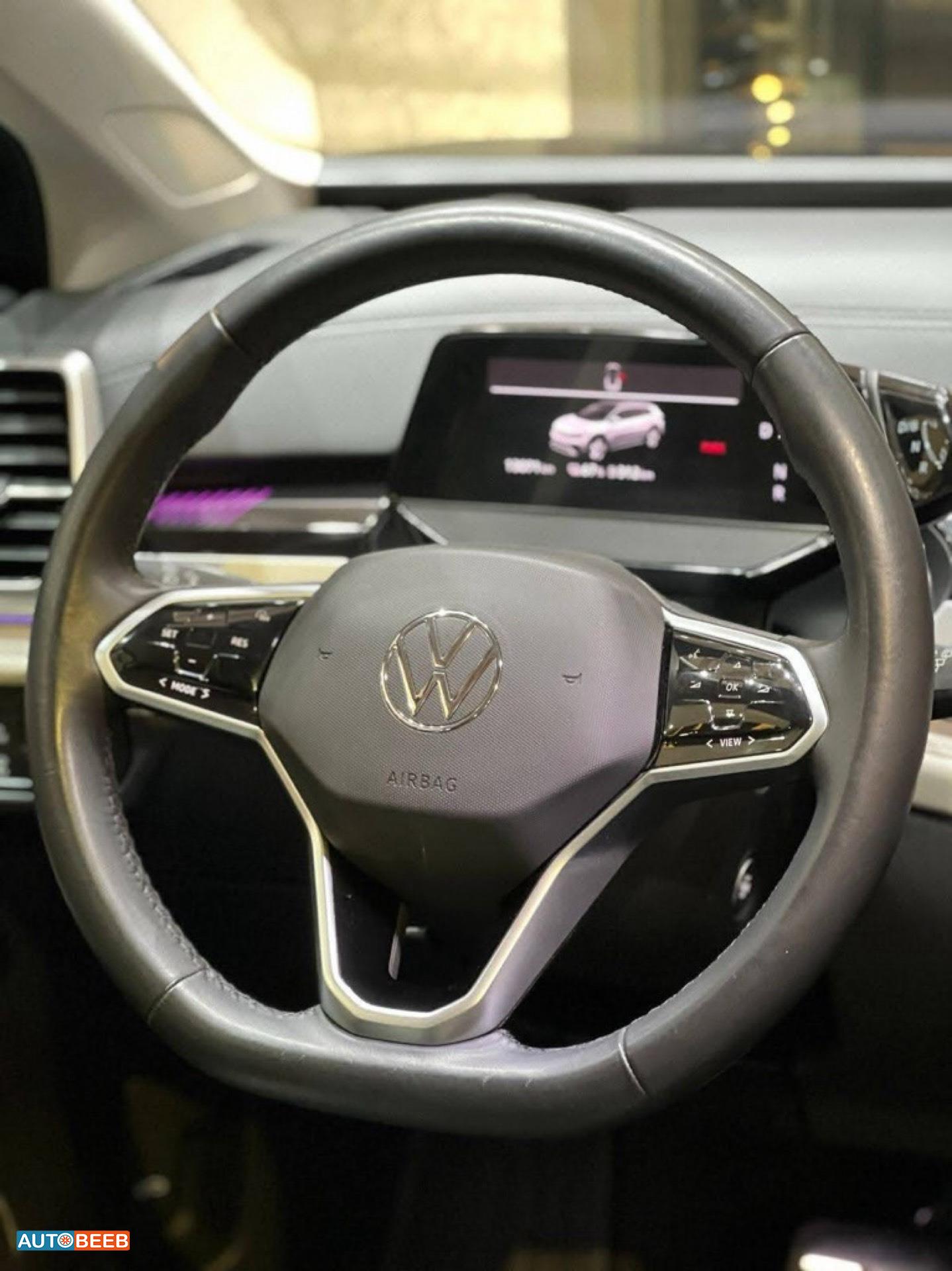 Volkswagen ID.6 2023