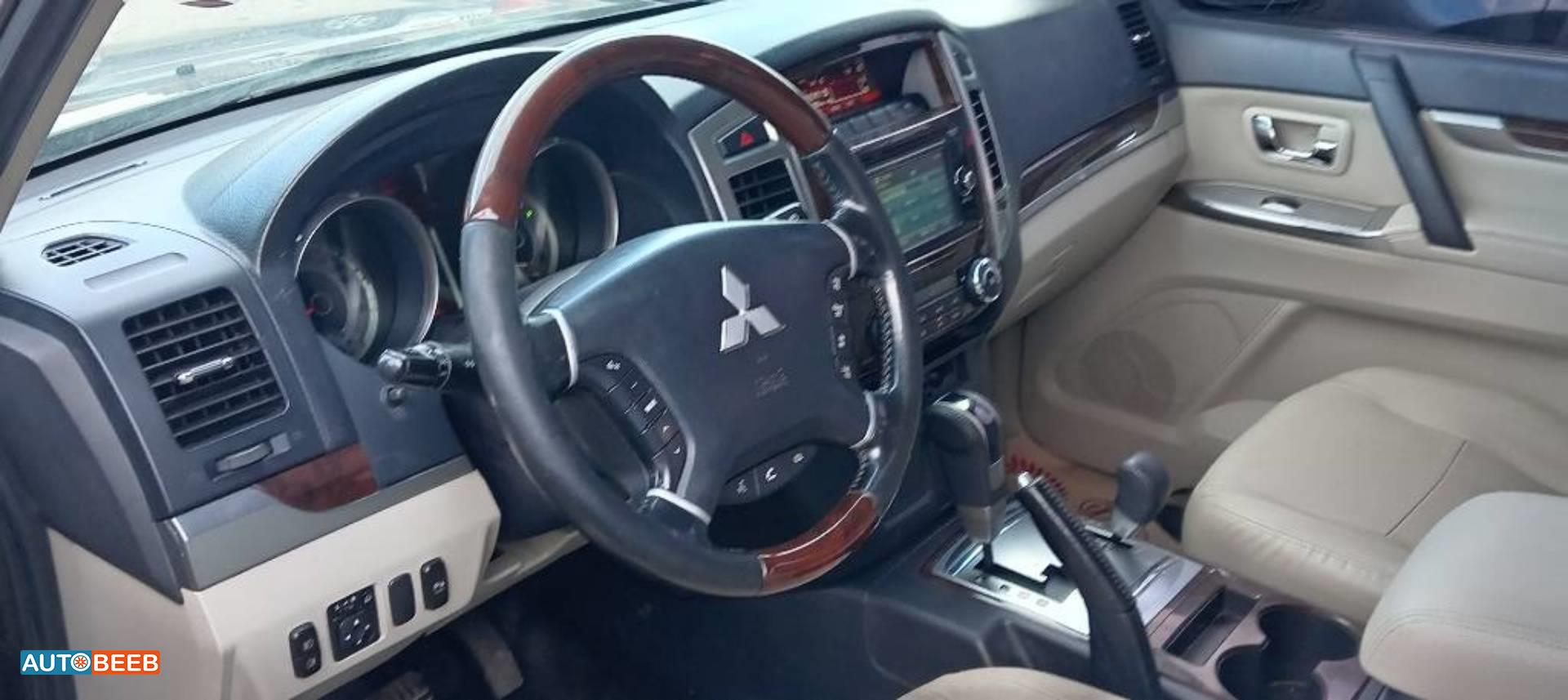 Mitsubishi Pajero 2016