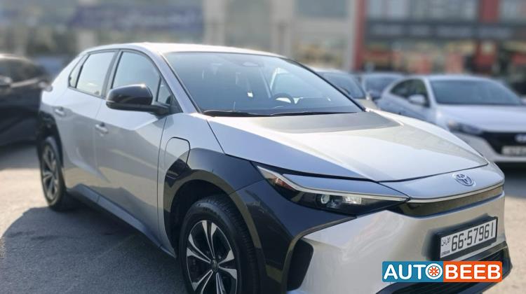 تويوتا bZ4X 2022