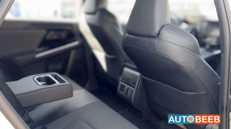 تويوتا bZ4X 2022