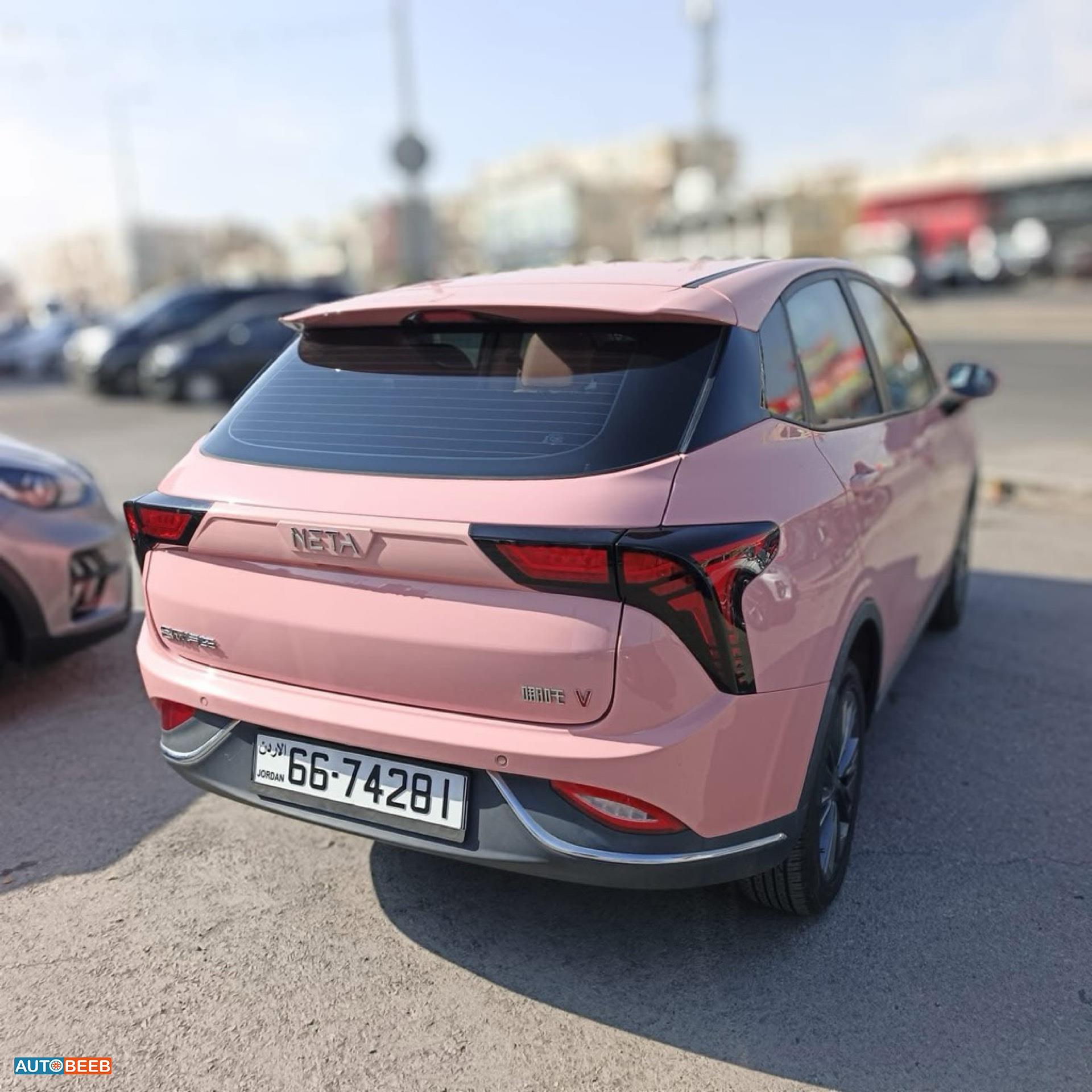 نيتا آيا 2022