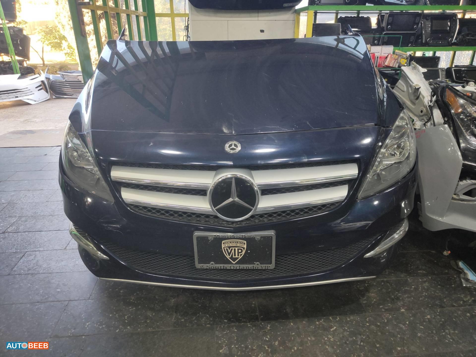 Body  Front clip Mercedes Benz B250