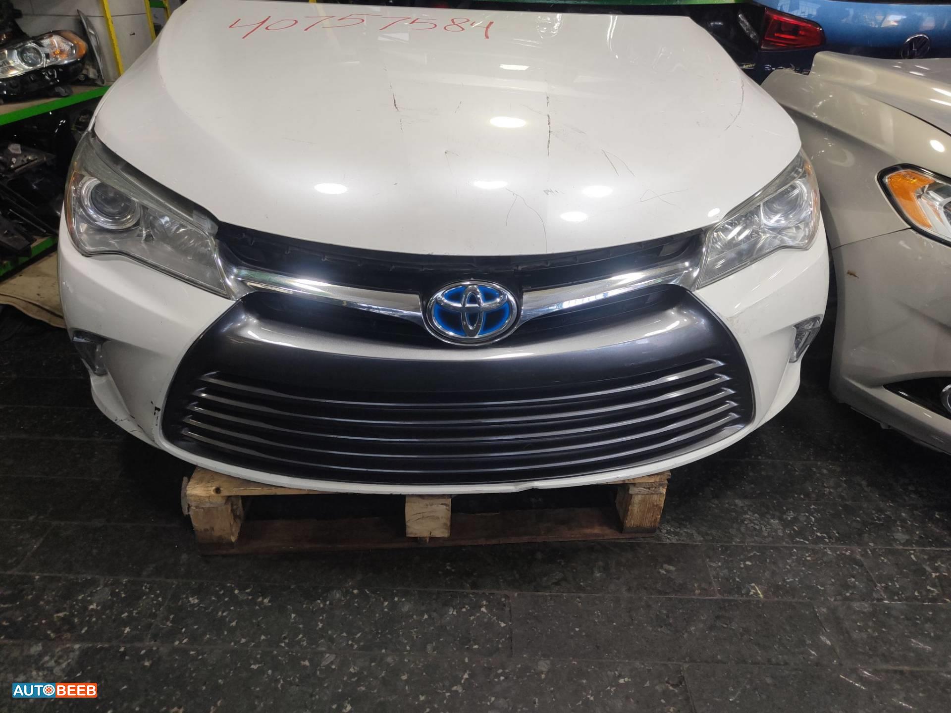 Body  Front clip Toyota Camry
