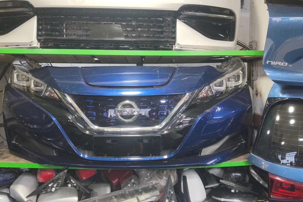Body  Bumper Nissan Leaf