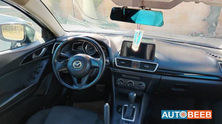 Mazda 3 2015
