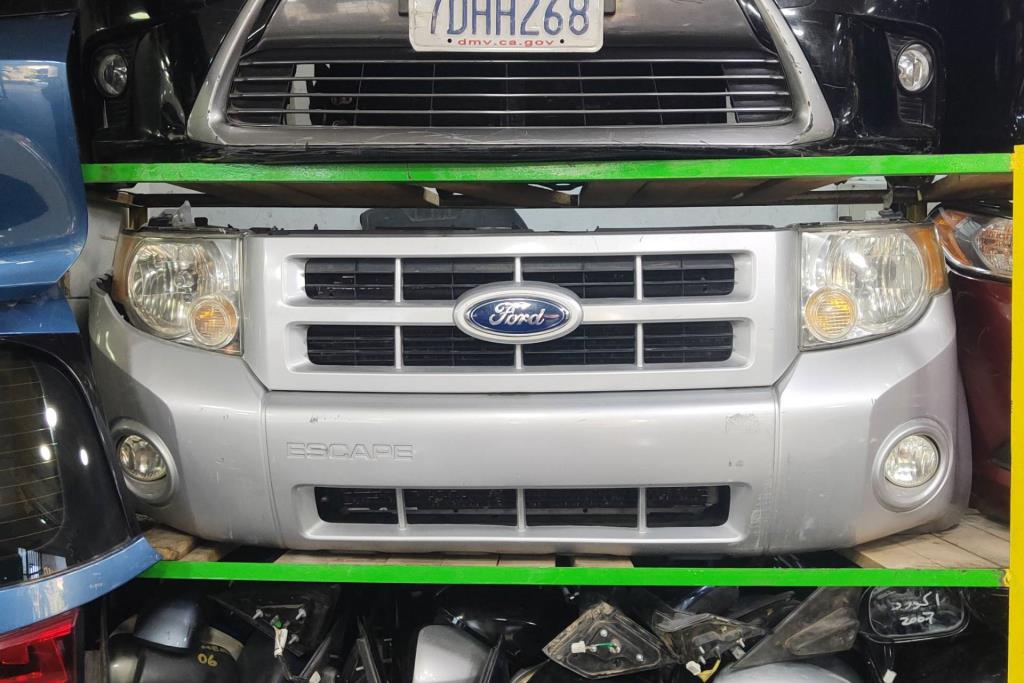 Body  Bumper Ford Escape