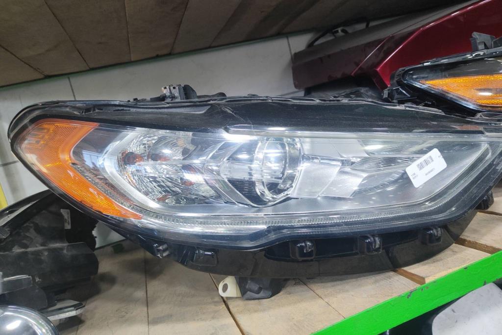 Lights Front light Ford Fusion