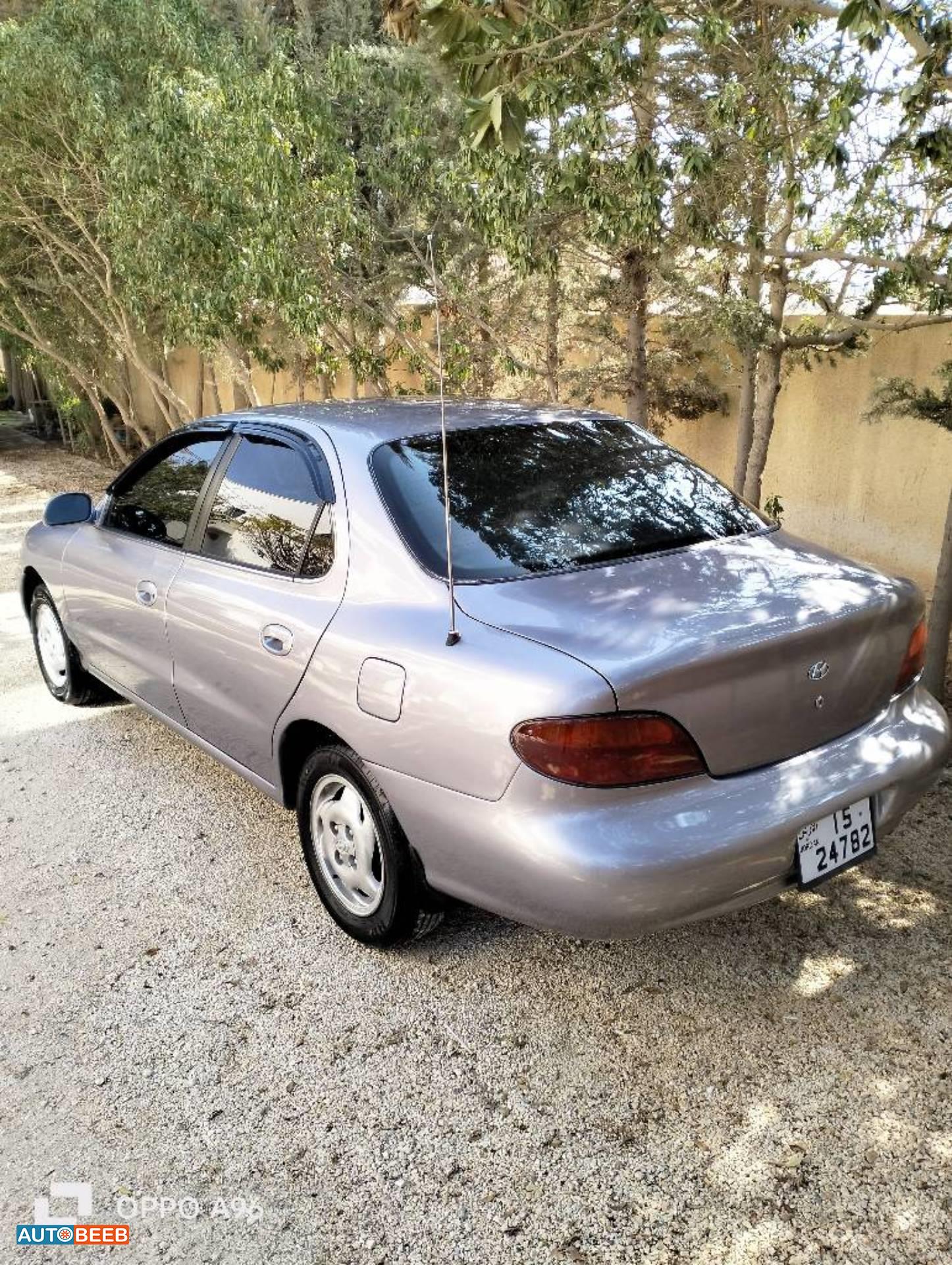 Hyundai Avante 1995