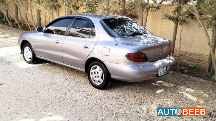Hyundai Avante 1995