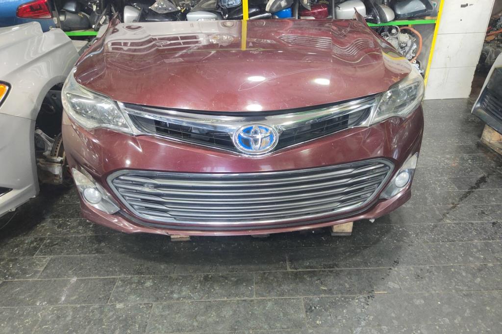 Body  Front clip Toyota Avalon