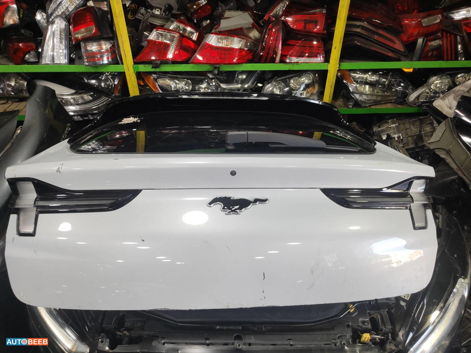 Body  Trunk Ford Mustang