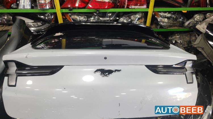 Body  Trunk Ford Mustang