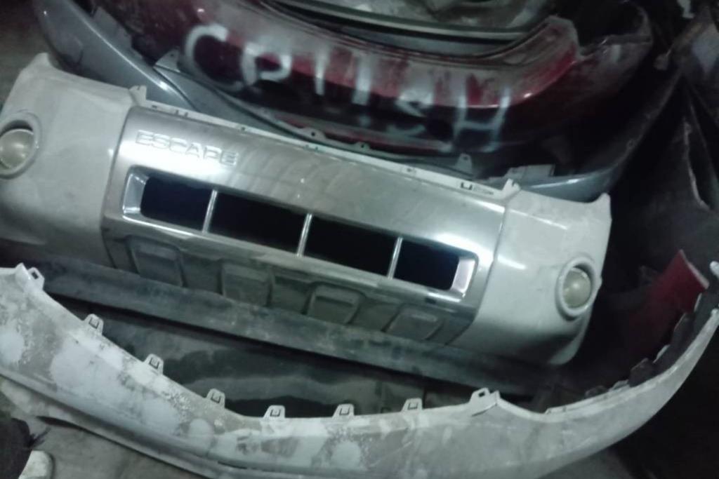 Body  Bumper Ford Escape