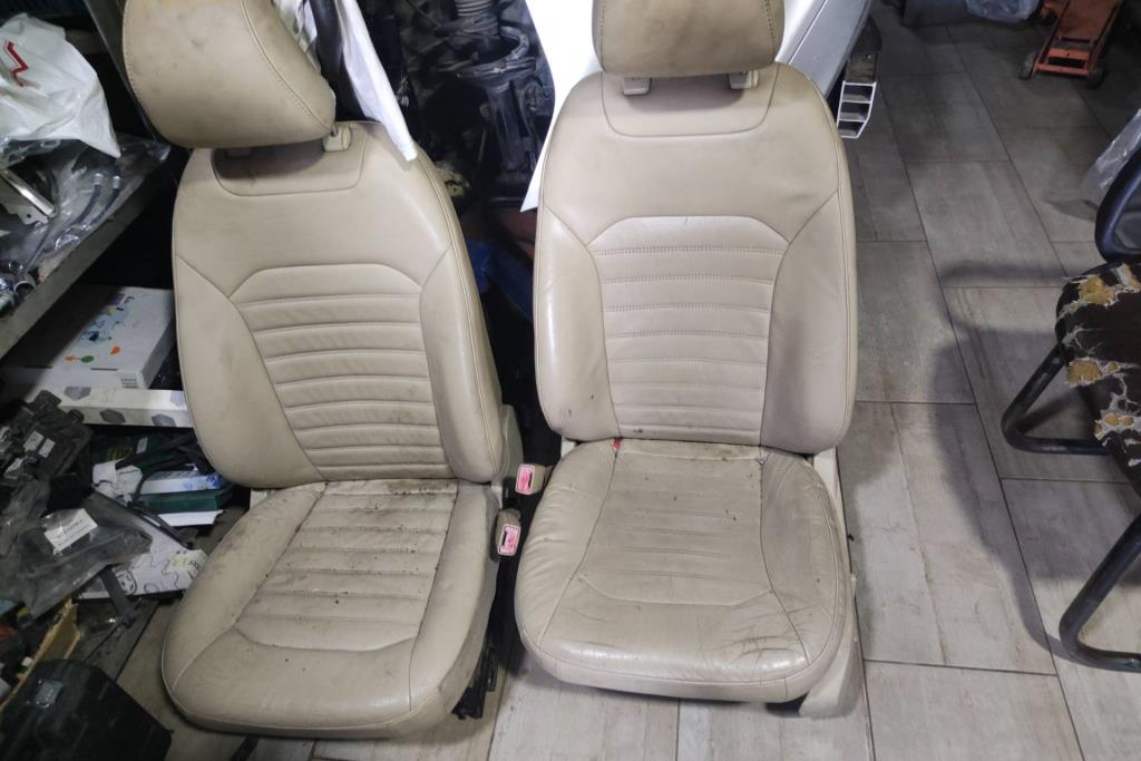 Cabin  Seat Ford Fusion