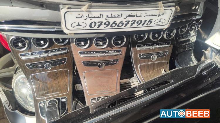 Cabin  Dashboard Mercedes Benz C200