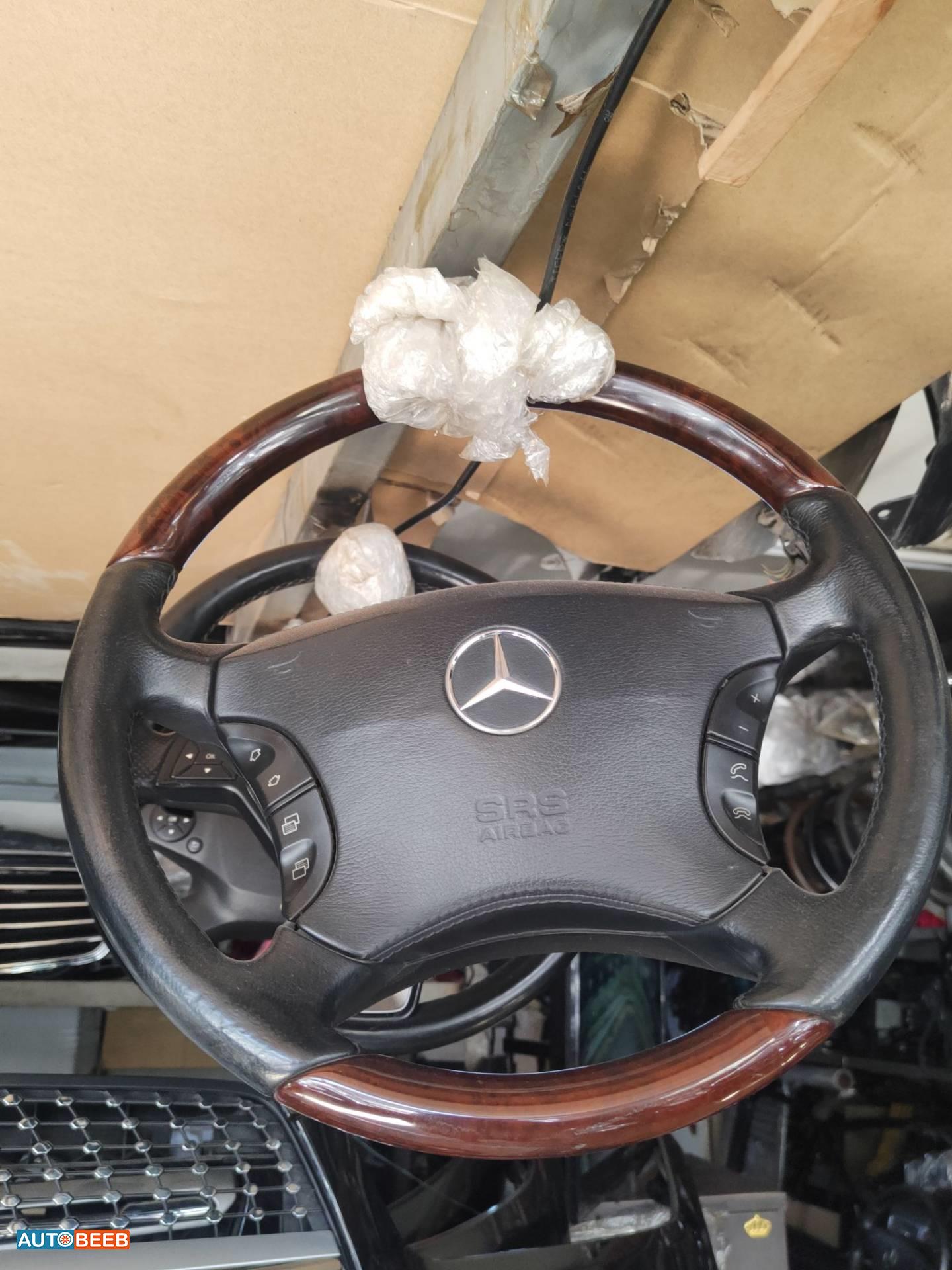 Cabin  Steering Wheel Mercedes Benz S250