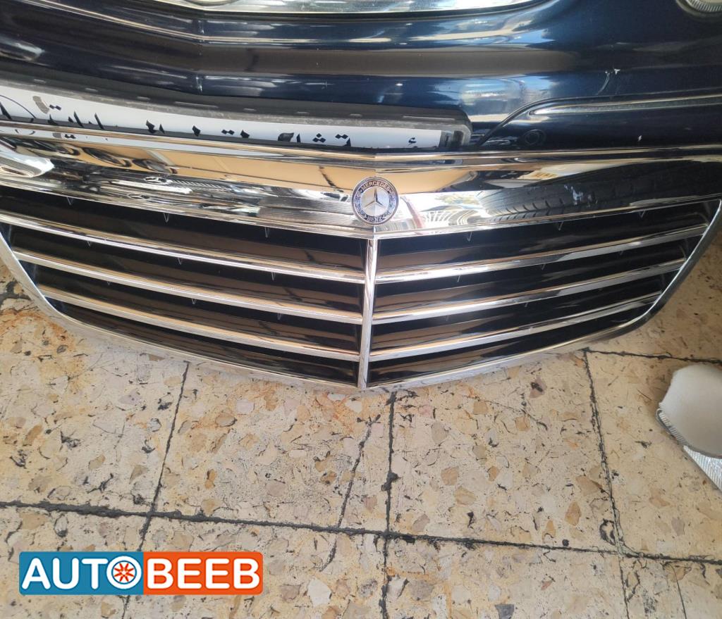 Body  Grilles Mercedes Benz E200