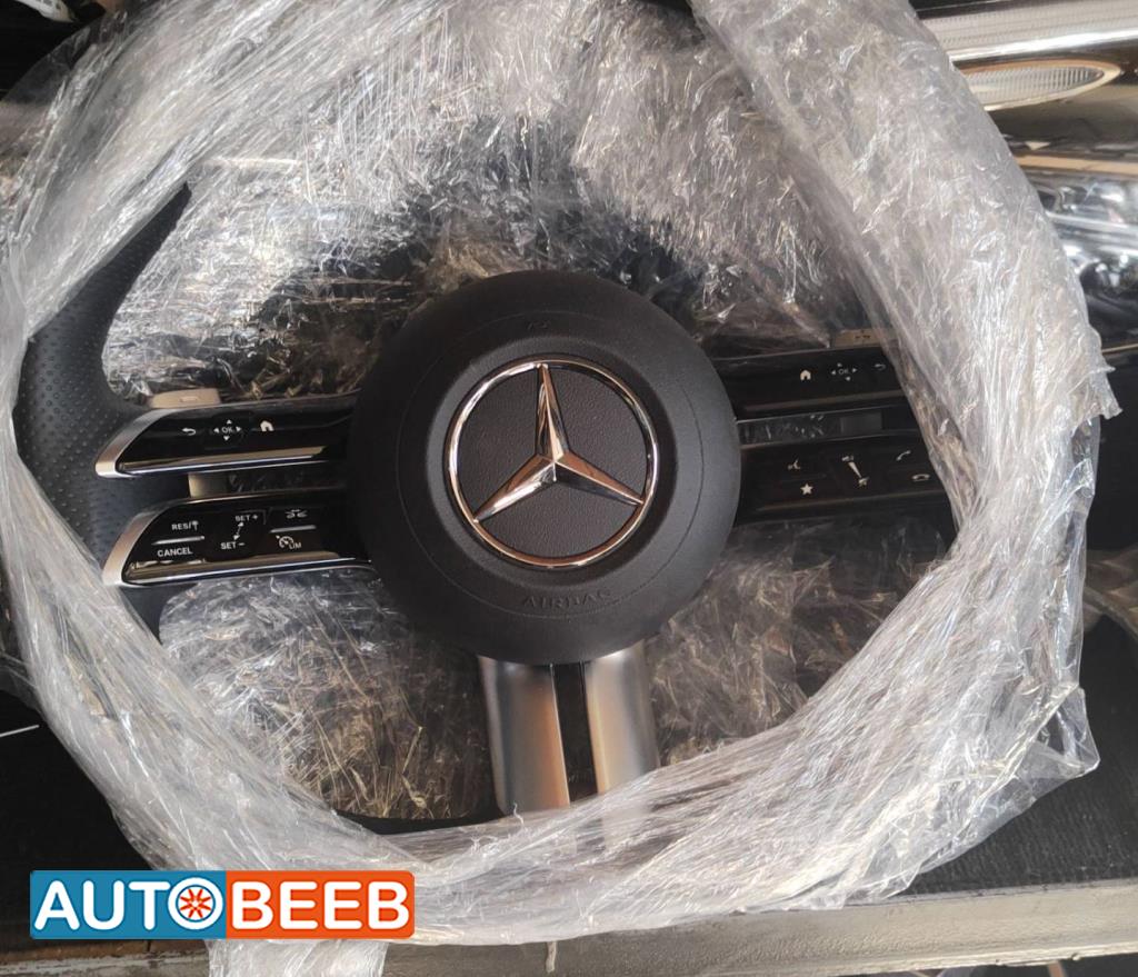 Cabin  Steering Wheel Mercedes Benz E200