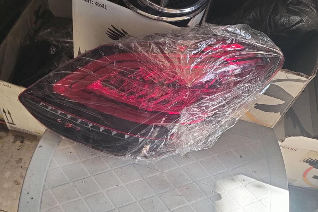 Lights Rear light Mercedes Benz C200