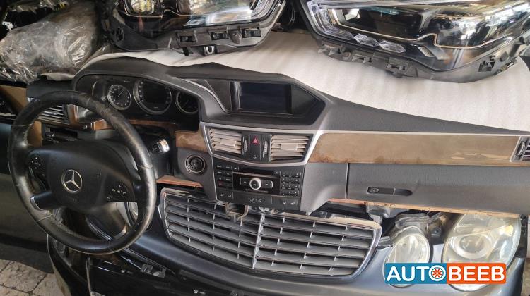 Cabin  Dashboard Mercedes Benz E200