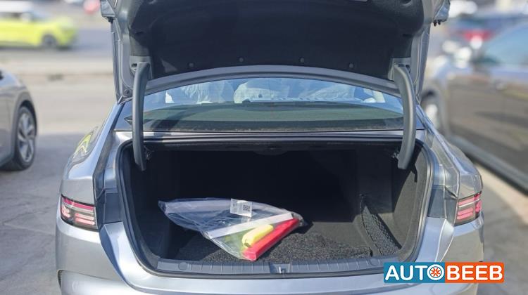 BYD Destroyer 05 2025