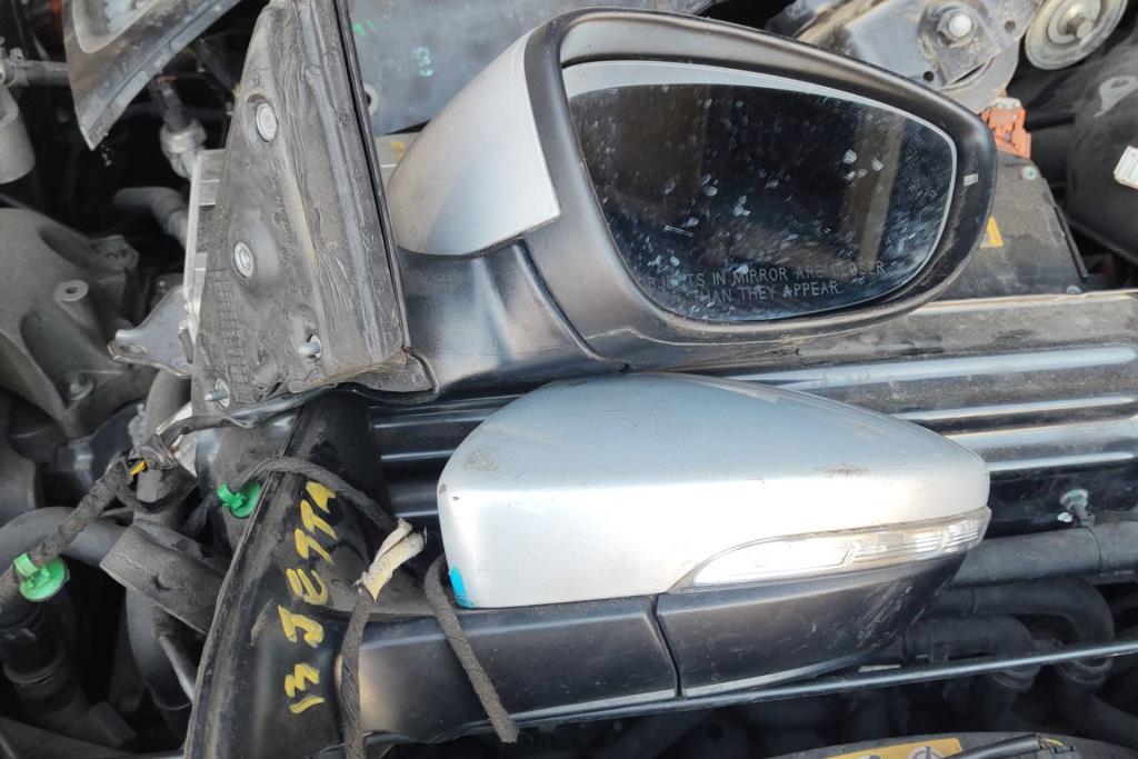 Body  Wing Mirror Volkswagen Jetta
