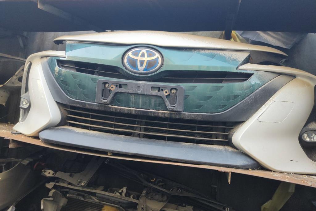 Body  Bumper Toyota Prius