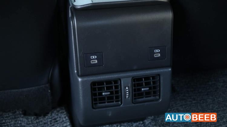 تويوتا bZ4X 2023