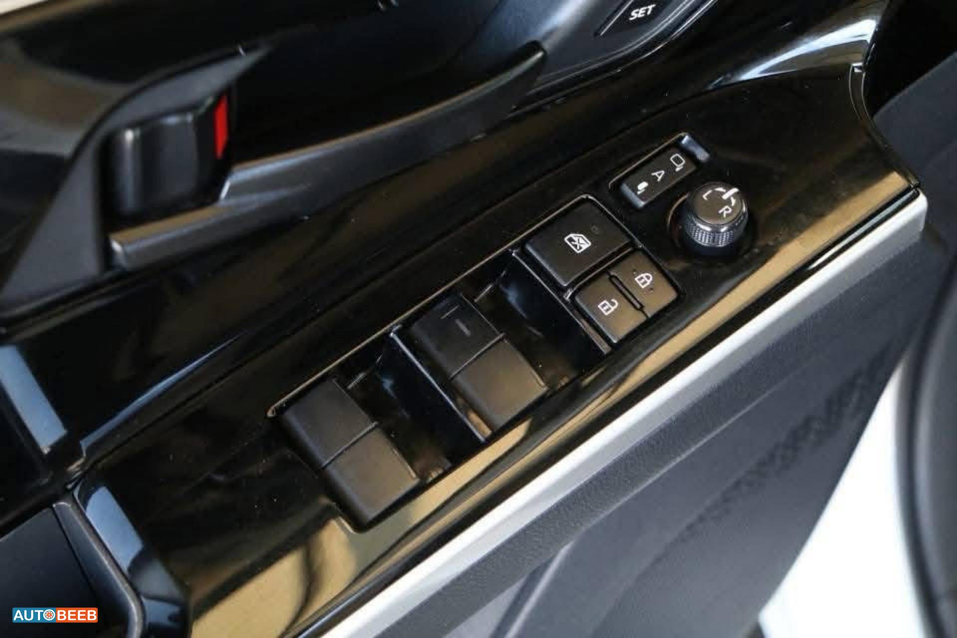 تويوتا bZ4X 2022