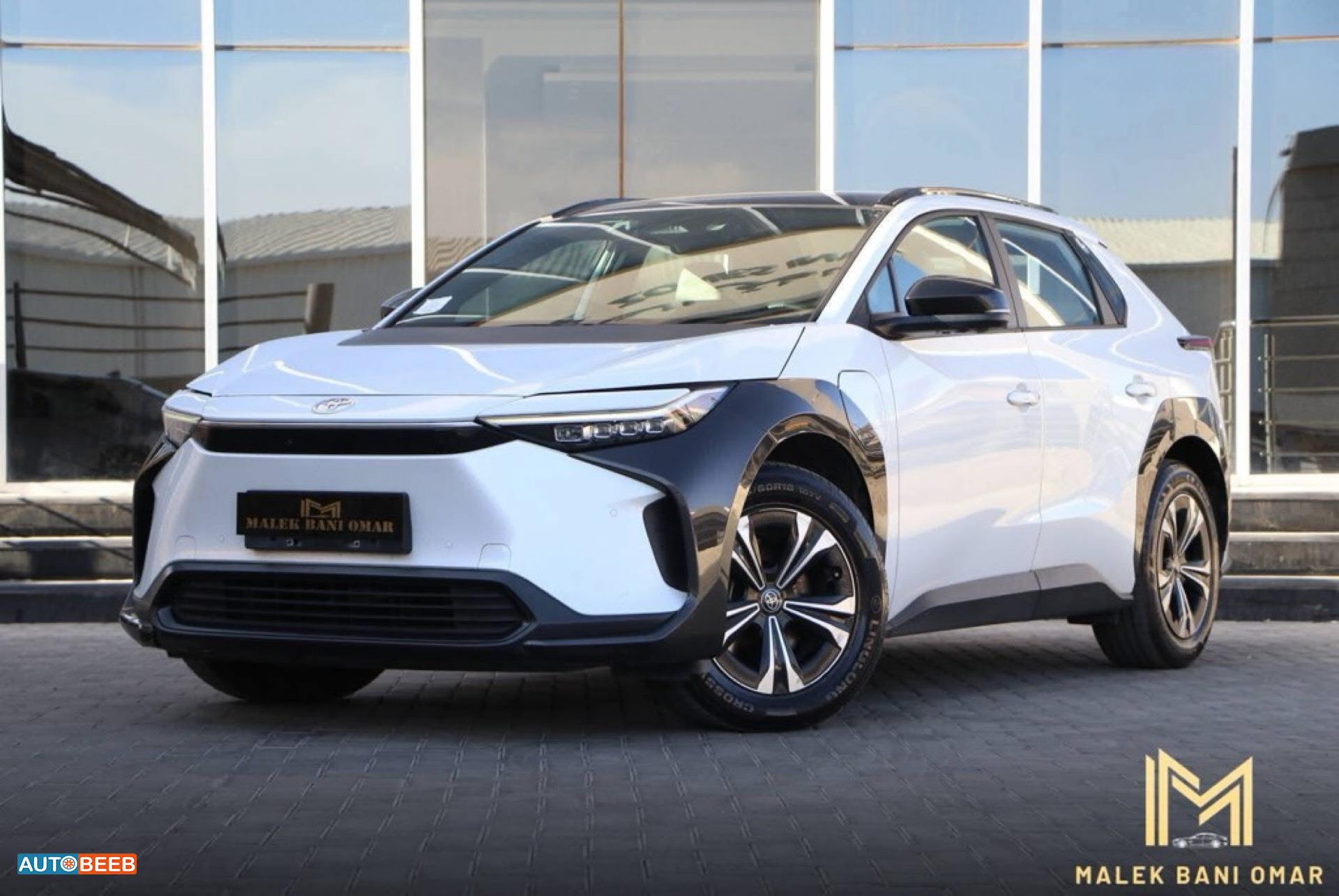 تويوتا bZ4X 2022