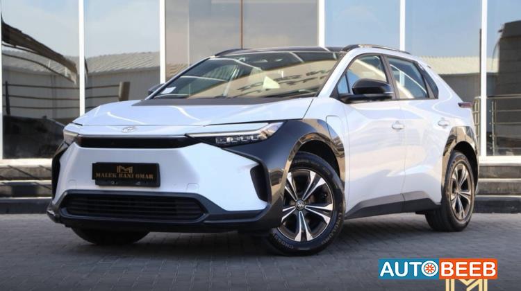 تويوتا bZ4X 2022