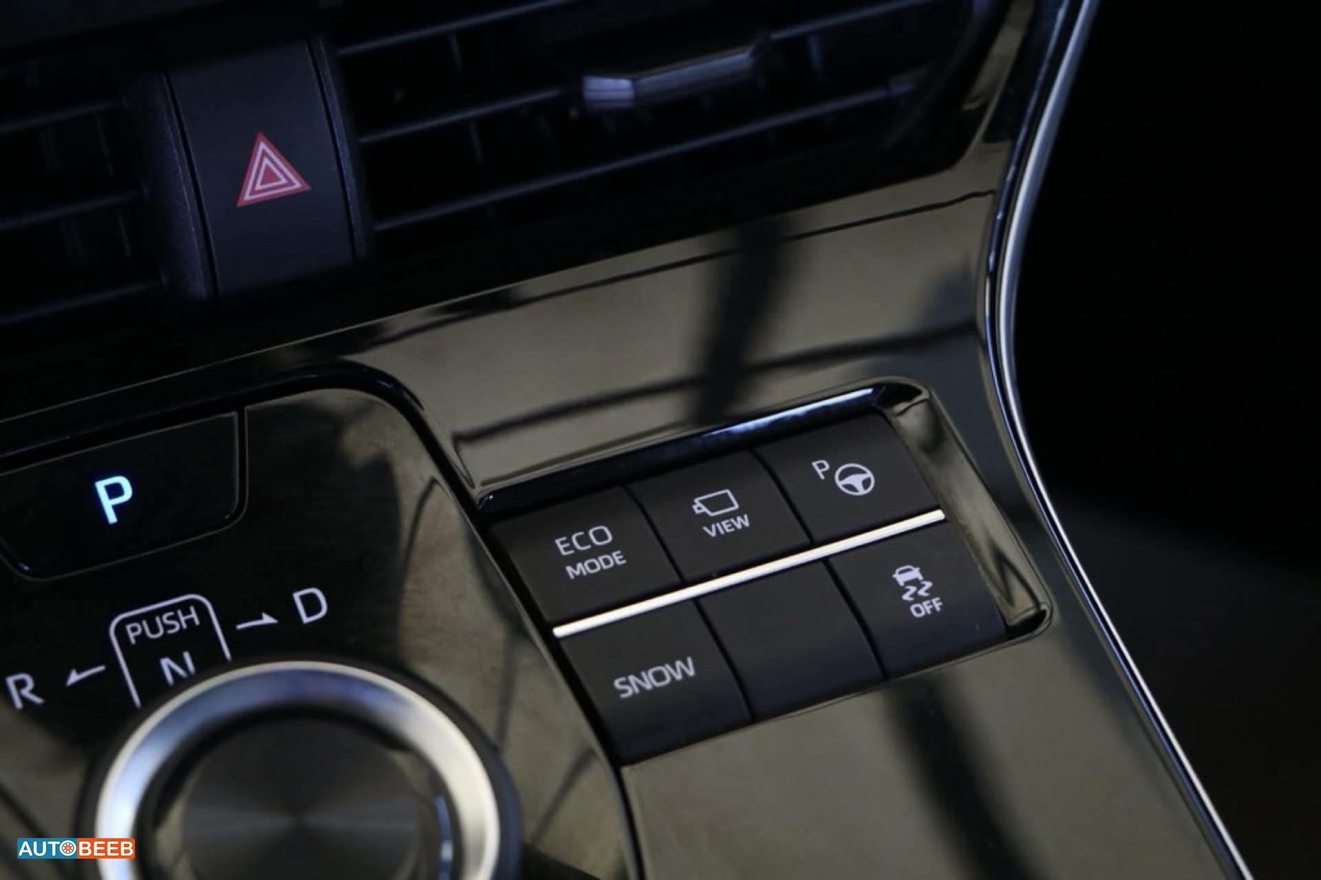 تويوتا bZ4X 2022