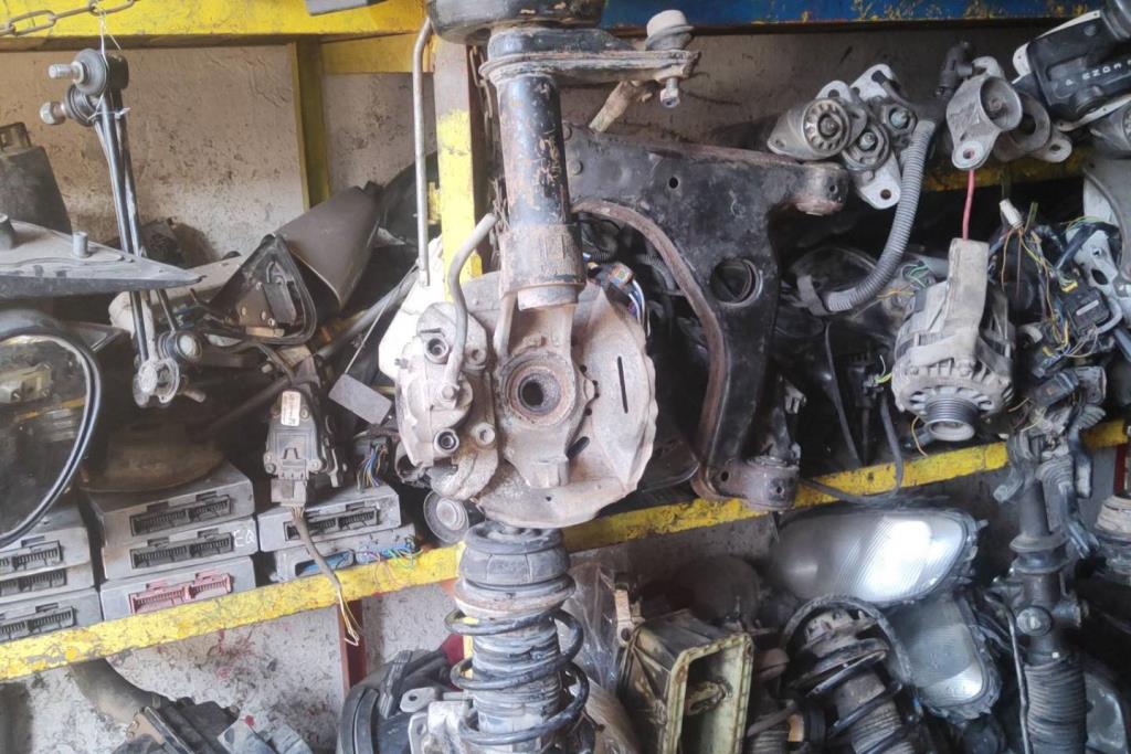 صنوبرص امامي اوبل فيكترا 1990 1991 1992 1993 1994 1995