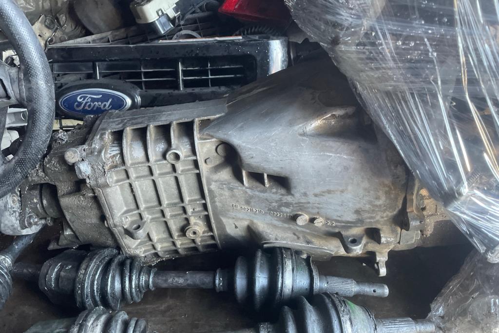  Gear Box Opel Omega