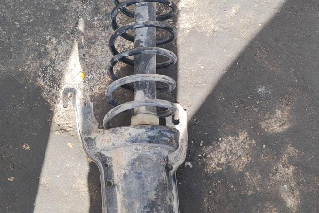 صنوبرص خلفي أوبل فيكترا 1996 1997 1998 1999 2000